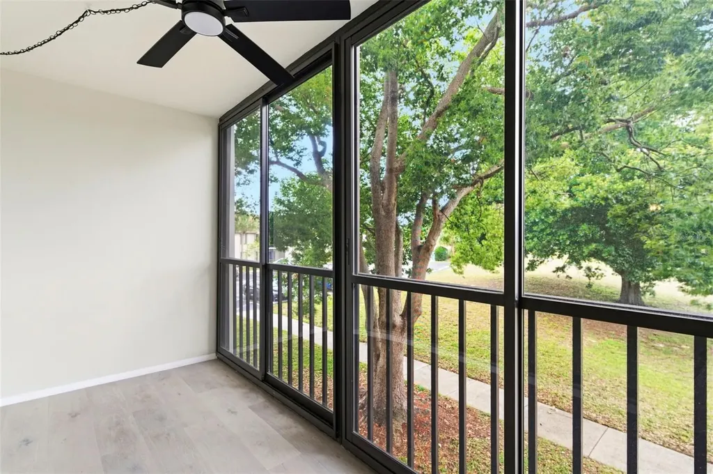 1871 Pine Ridge Way W Palm Harbor FL 34684