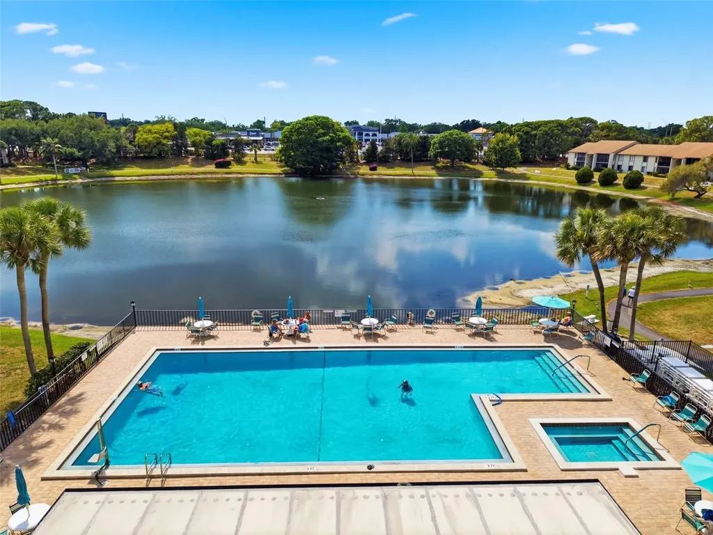 1871 Pine Ridge Way W Palm Harbor FL 34684