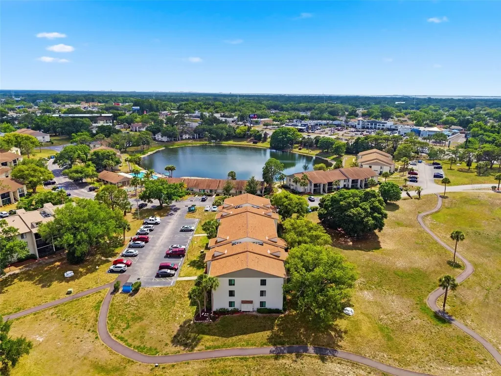 1871 Pine Ridge Way W Palm Harbor FL 34684