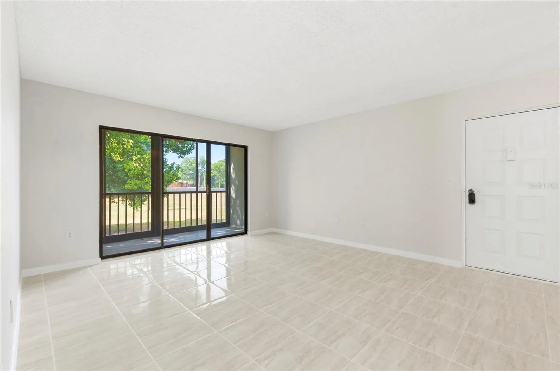 1871 Pine Ridge Way W Palm Harbor FL 34684