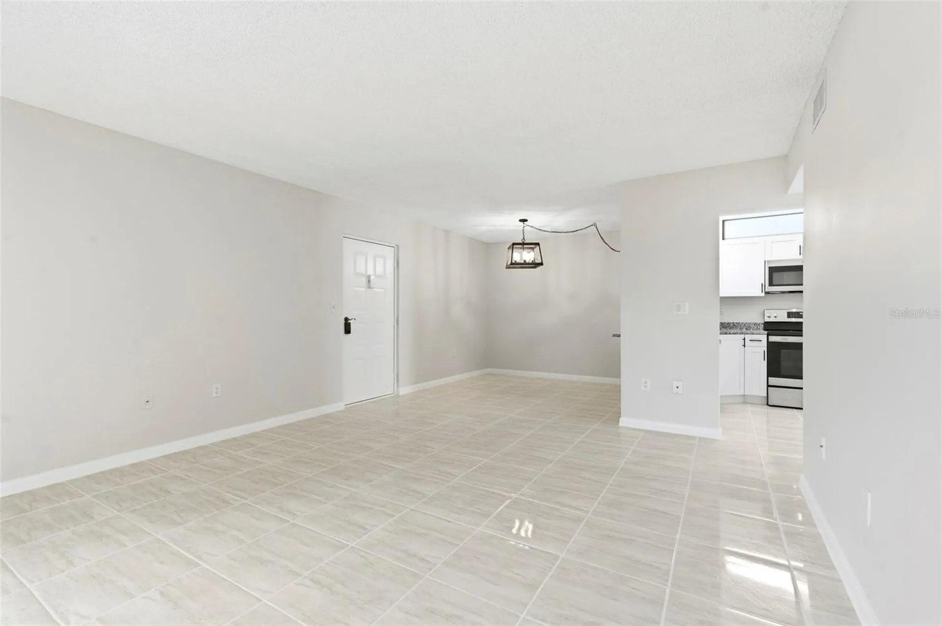 1871 Pine Ridge Way W Palm Harbor FL 34684