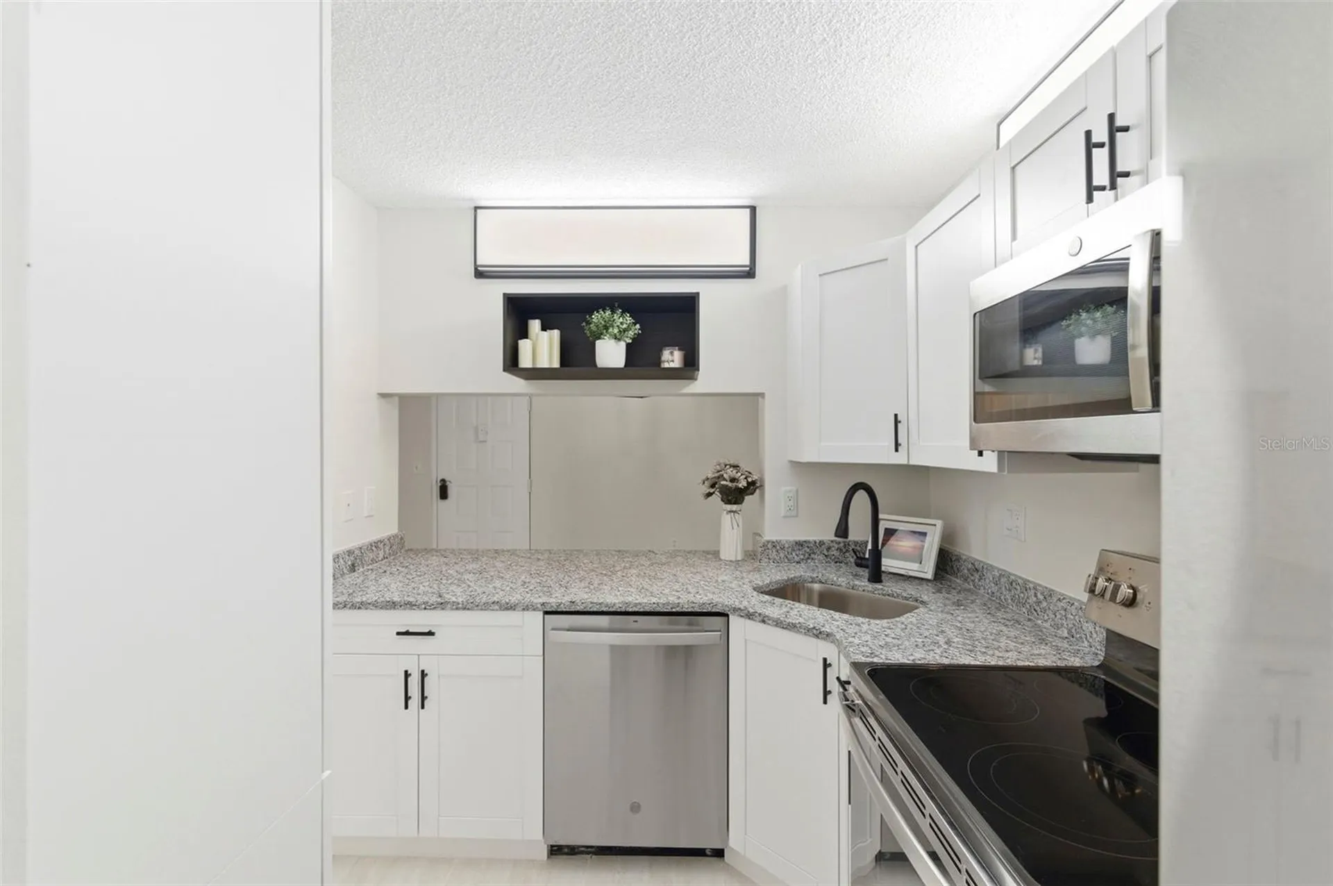 1871 Pine Ridge Way W Palm Harbor FL 34684