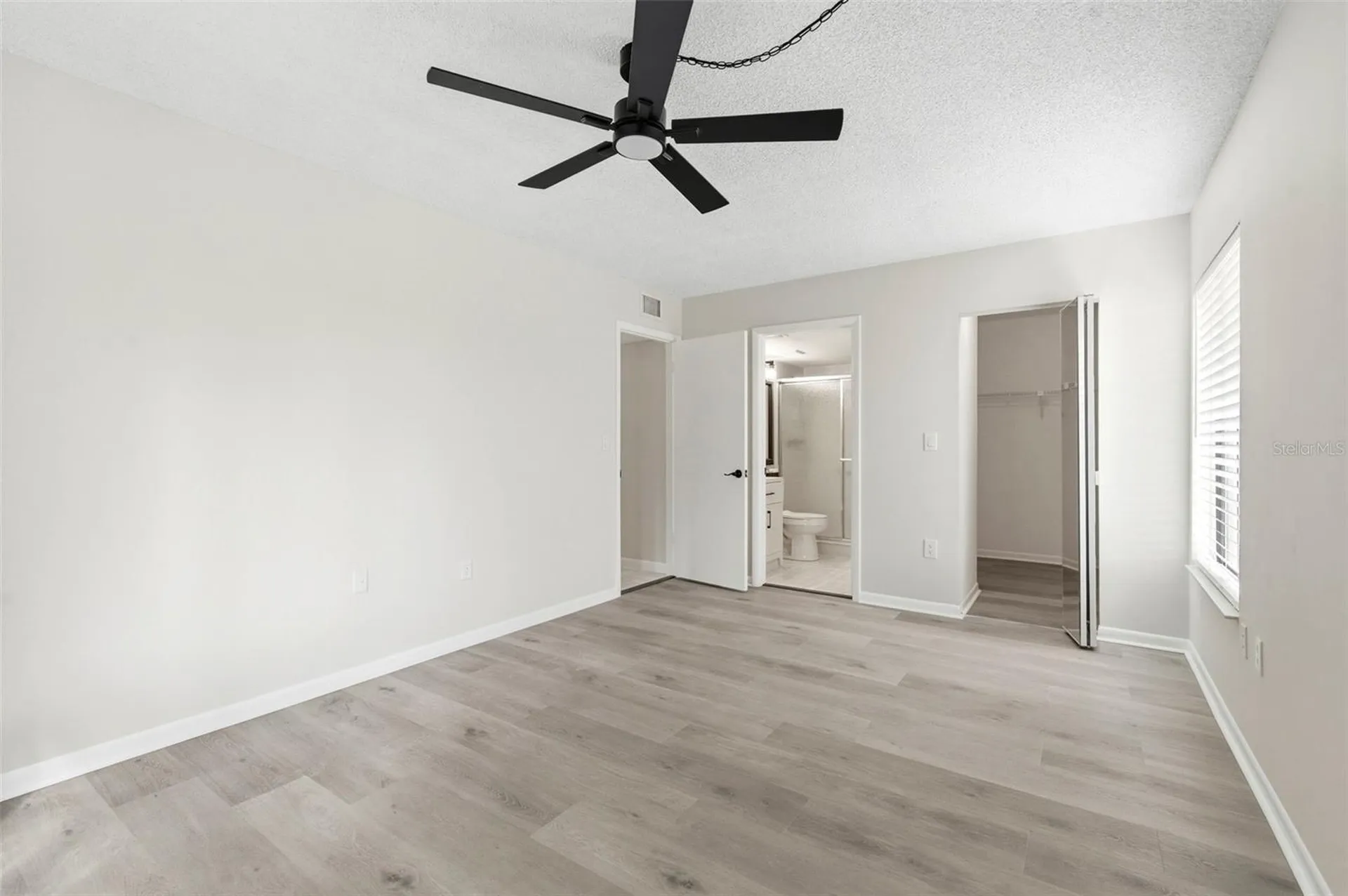1871 Pine Ridge Way W Palm Harbor FL 34684