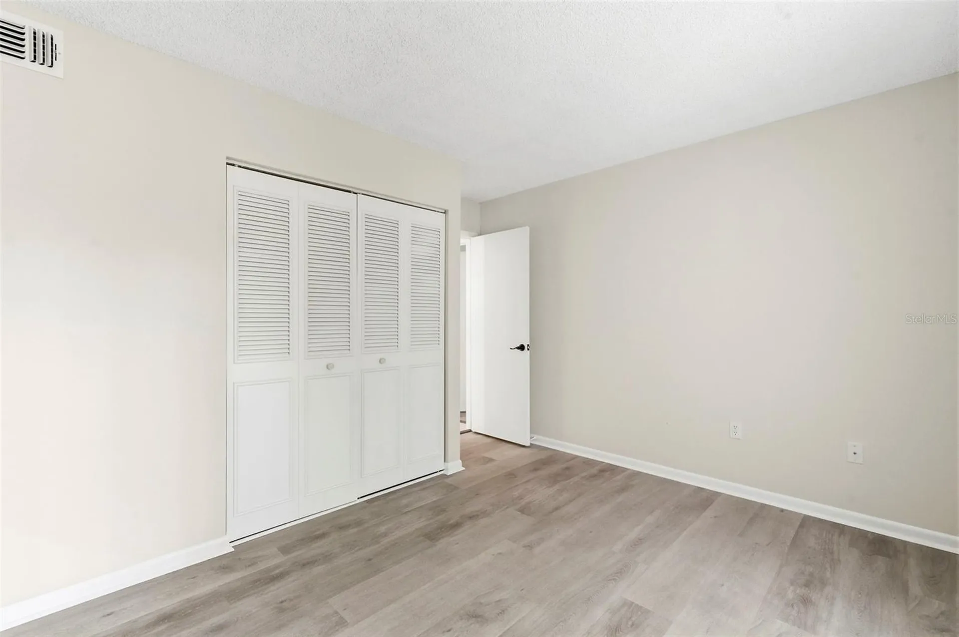 1871 Pine Ridge Way W Palm Harbor FL 34684