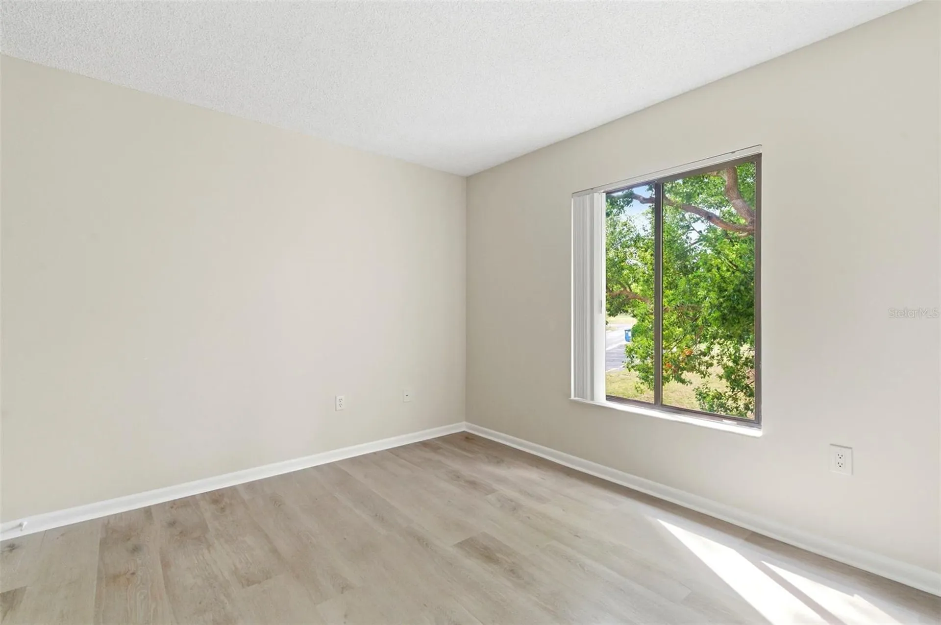 1871 Pine Ridge Way W Palm Harbor FL 34684