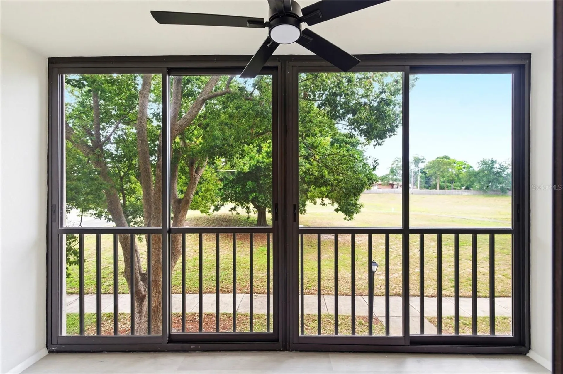 1871 Pine Ridge Way W Palm Harbor FL 34684