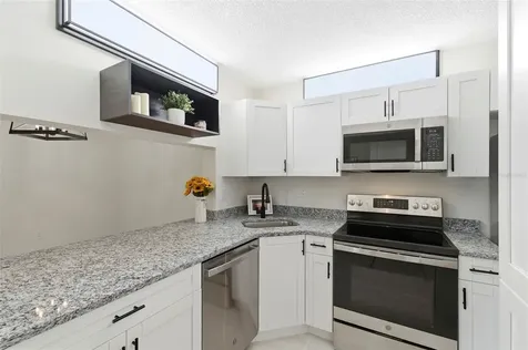 1871 Pine Ridge Way W Palm Harbor FL 34684