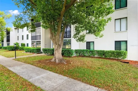 1871 Pine Ridge Way W Palm Harbor FL 34684