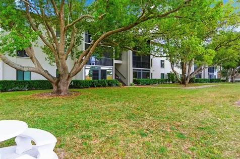 1871 Pine Ridge Way W Palm Harbor FL 34684