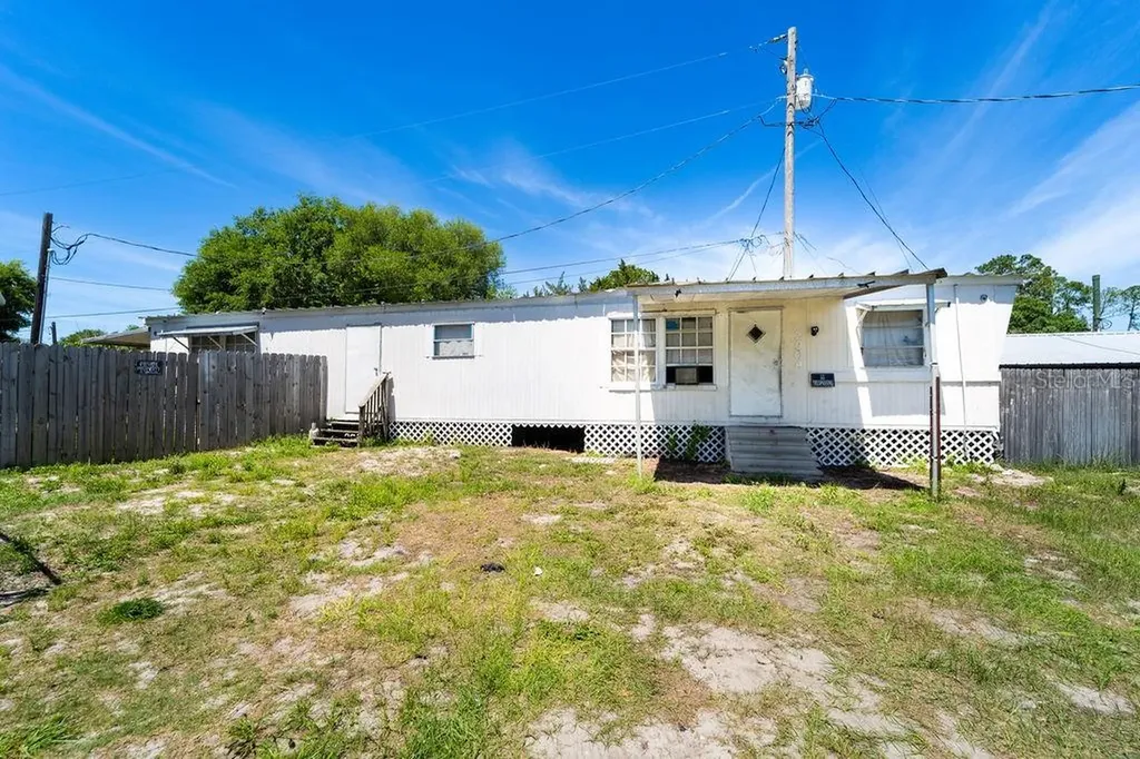 2900 State Road 11 Deland FL 32724