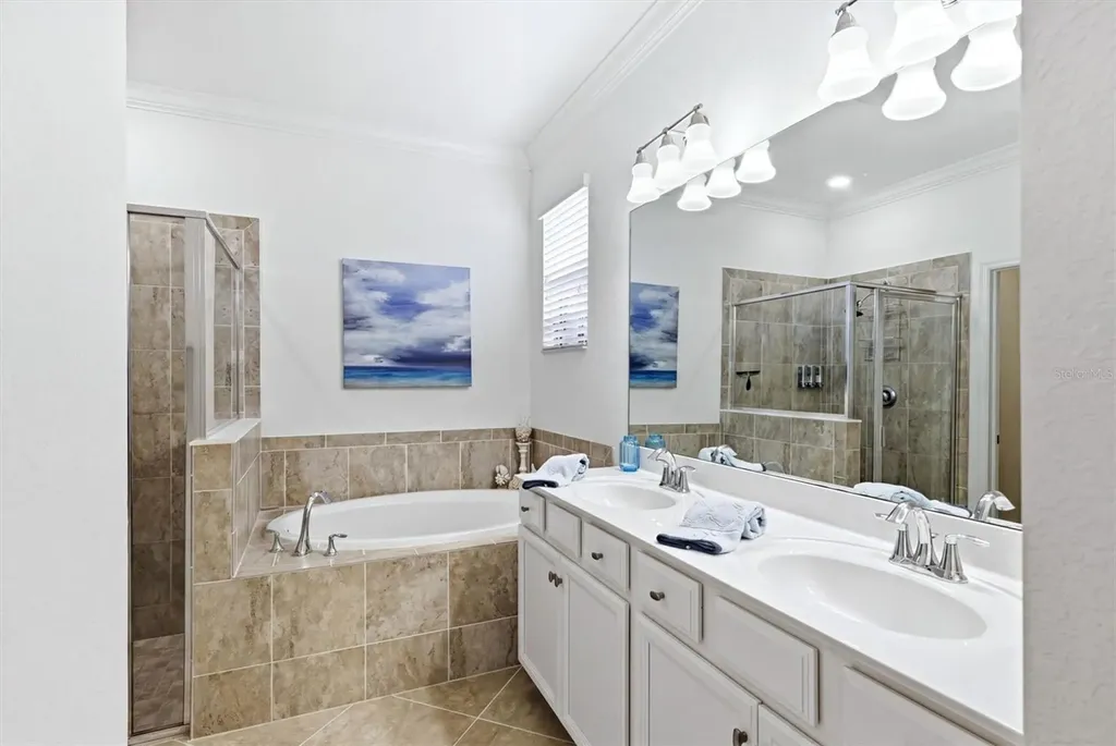 20930 Valore Court Venice FL 34293