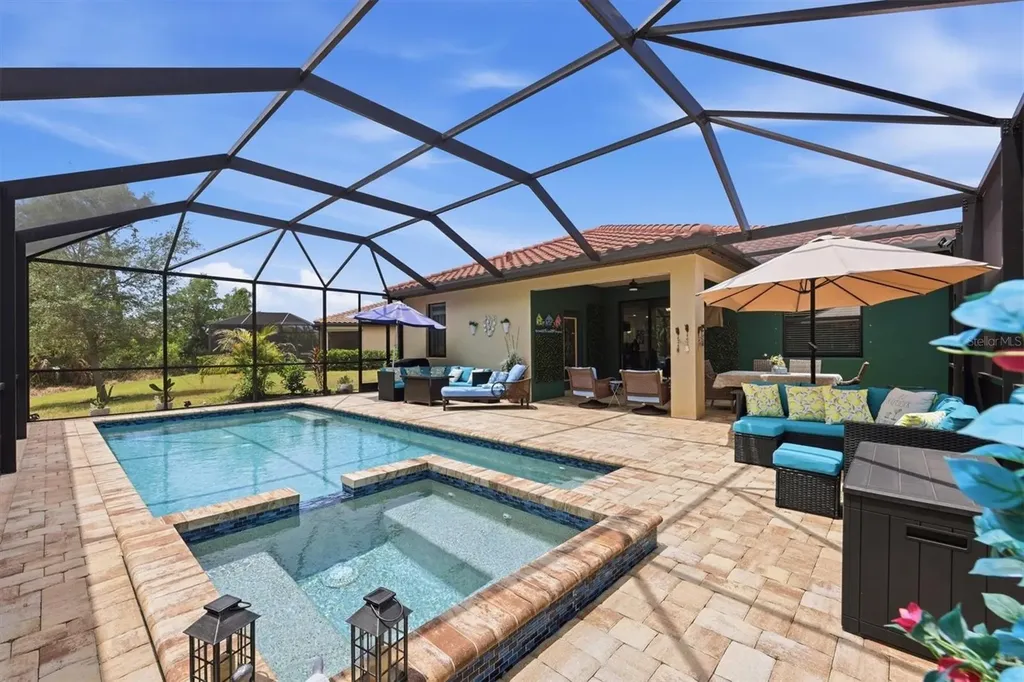 20930 Valore Court Venice FL 34293
