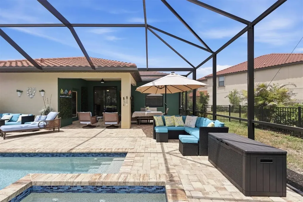 20930 Valore Court Venice FL 34293