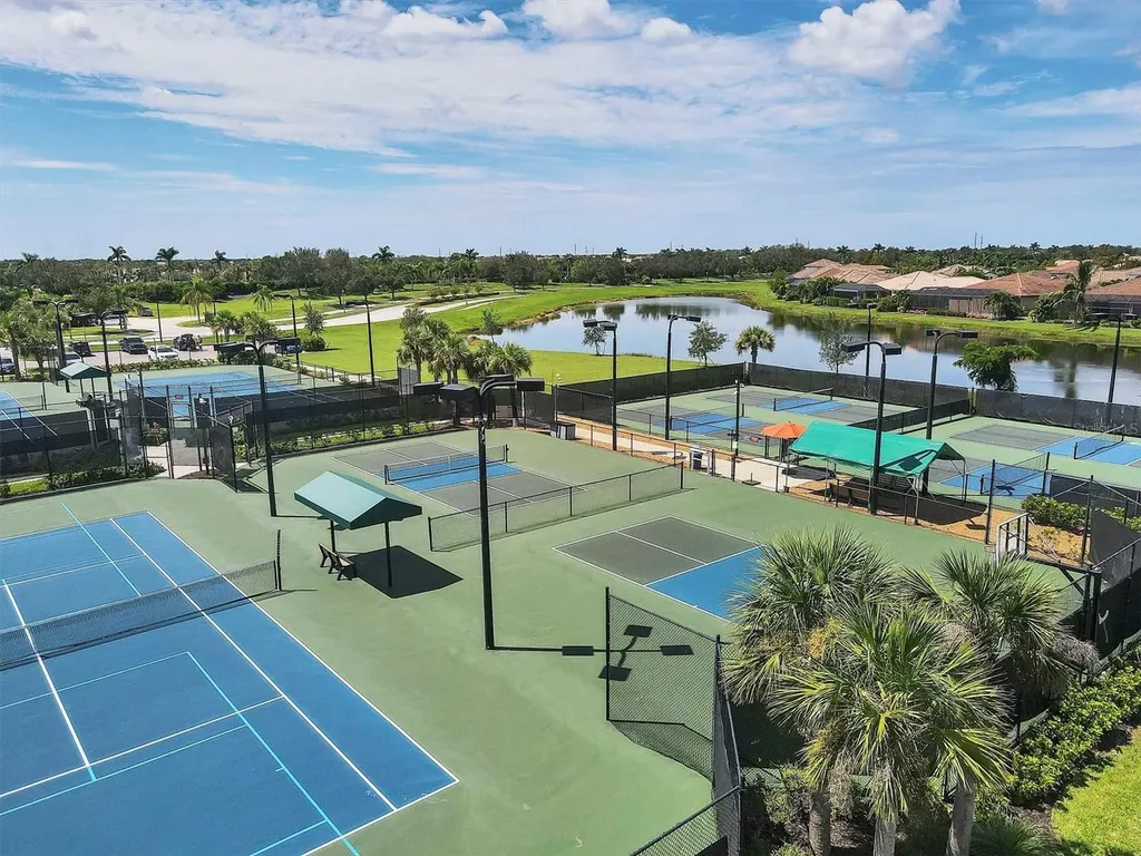 20930 Valore Court Venice FL 34293