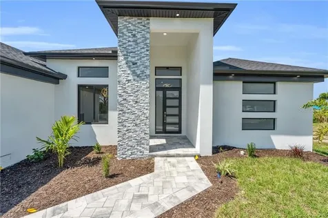 9402 Arrid Circle Port Charlotte FL 33981