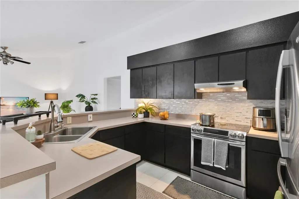 2208 Archer Boulevard Orlando FL 32833