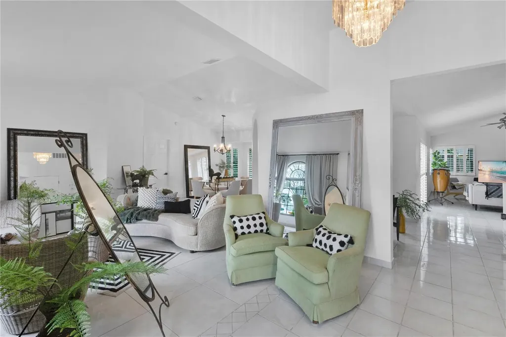 2208 Archer Boulevard Orlando FL 32833
