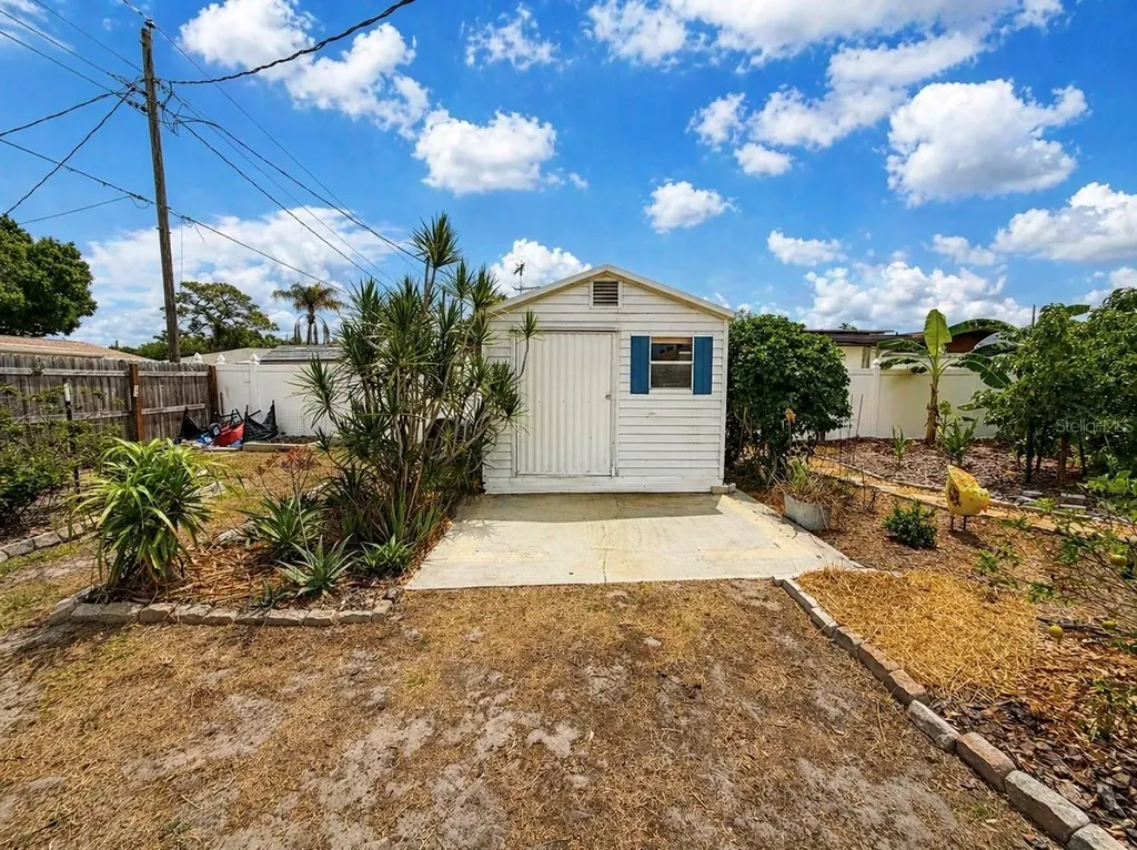 1320 Laurel Avenue Venice FL 34285