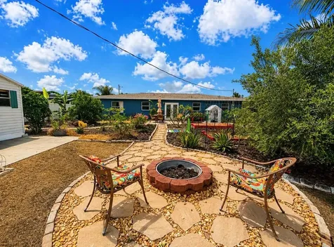 1320 Laurel Avenue Venice FL 34285