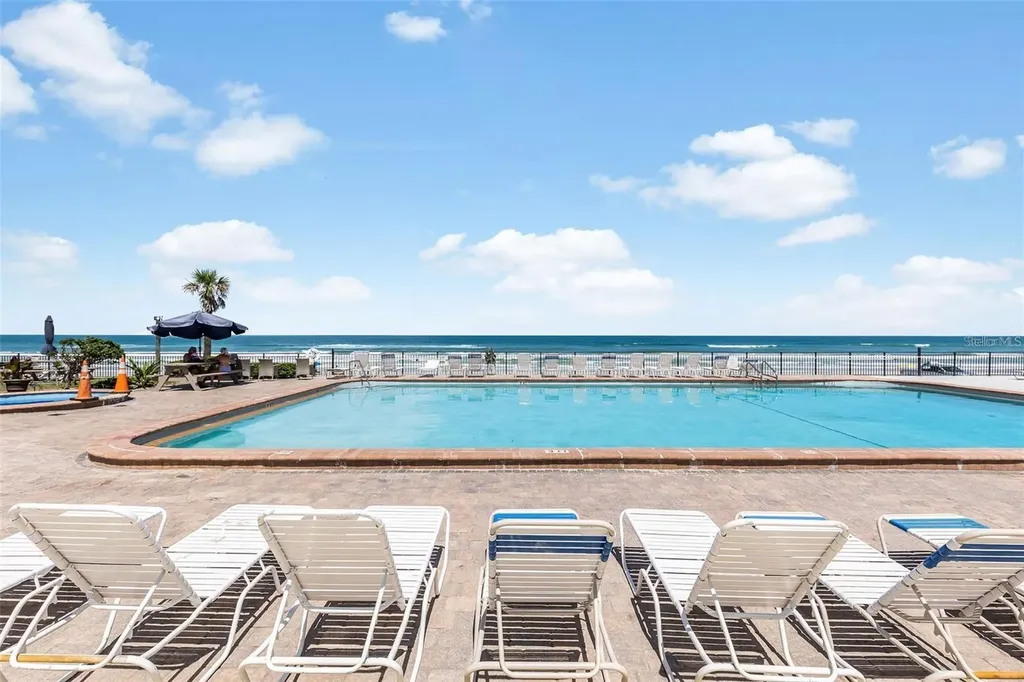 1909 S Atlantic Avenue Daytona Beach FL 32118