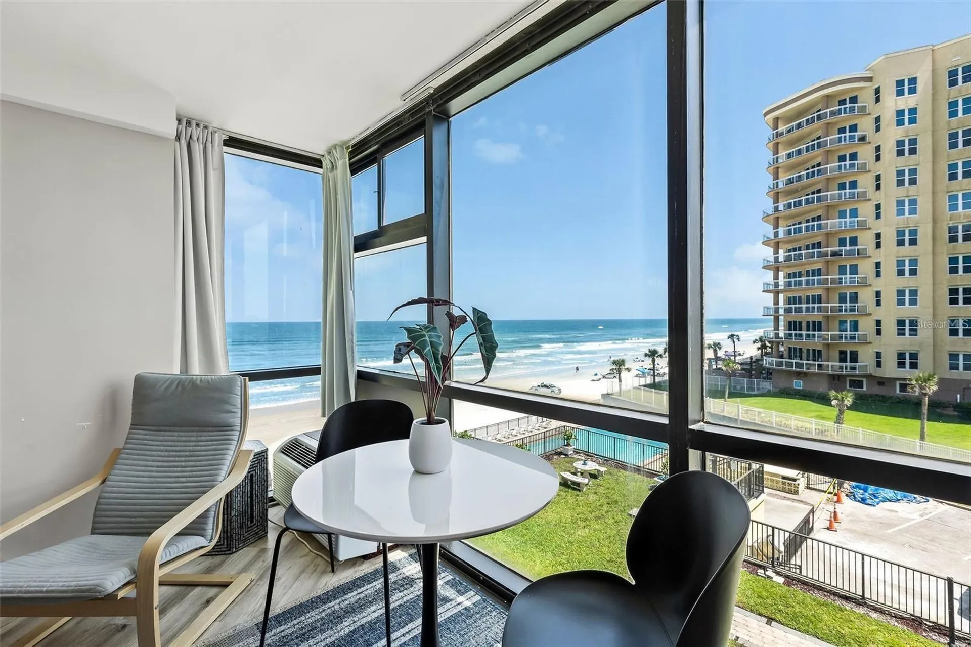 1909 S Atlantic Avenue Daytona Beach FL 32118