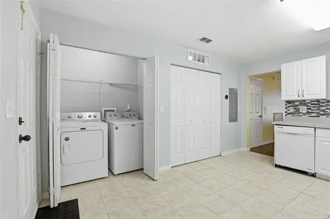 2348 SW 42nd Drive Gainesville FL 32607