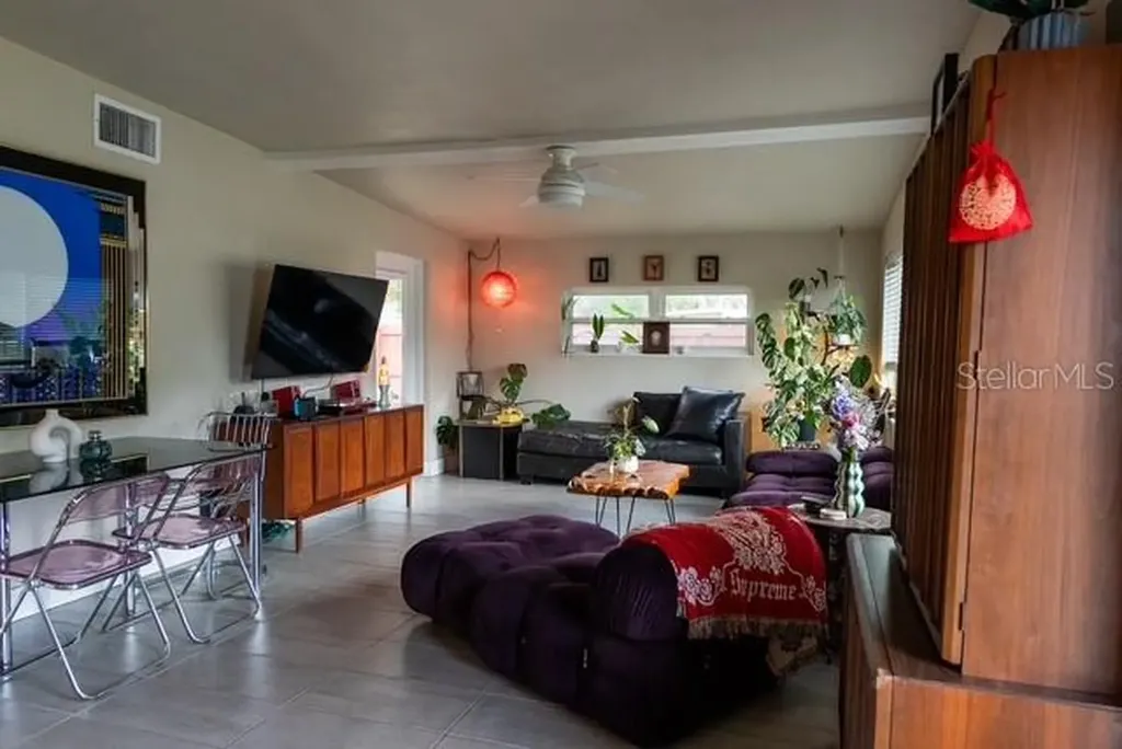 4051 Montrose Court Orlando FL 32812