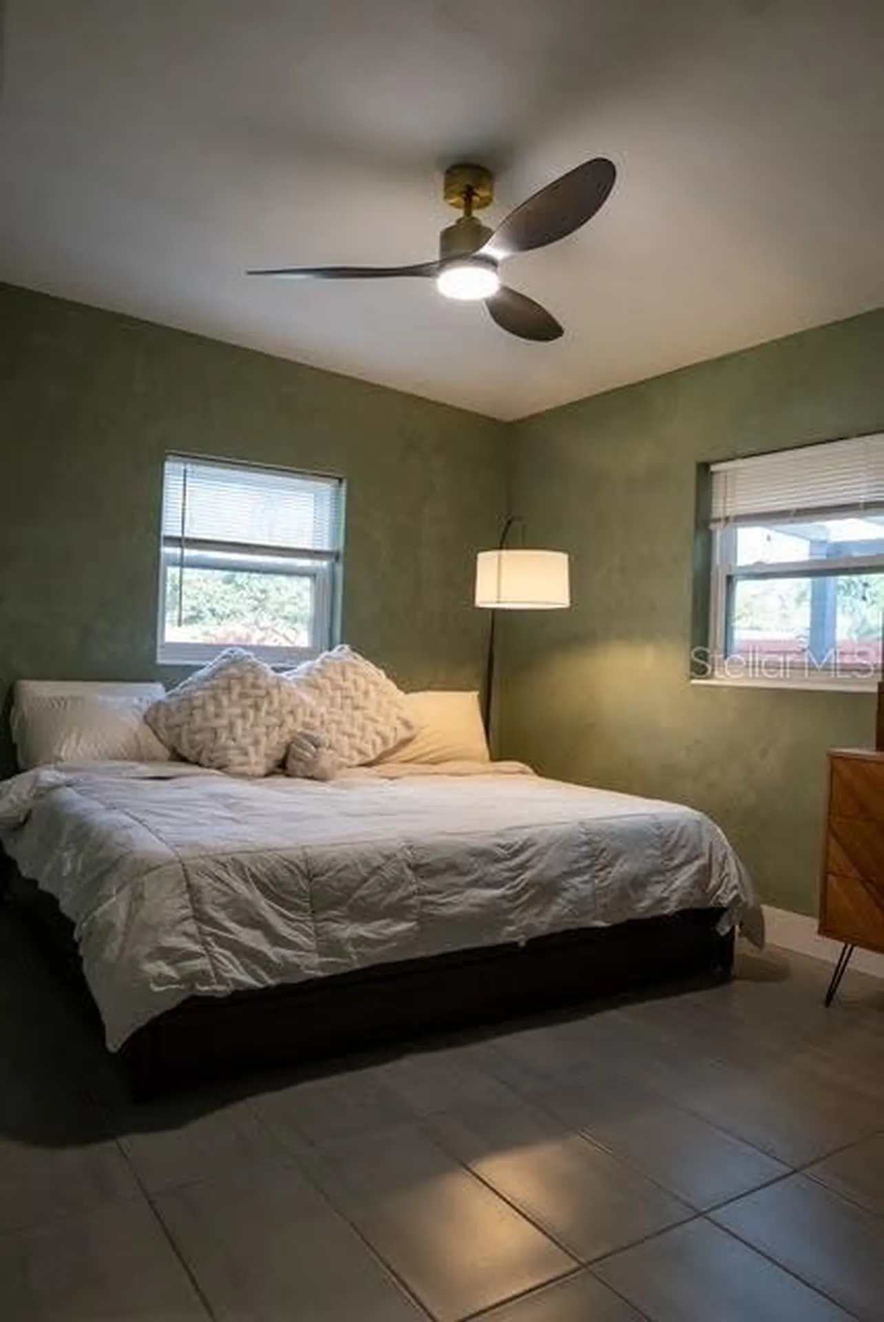 4051 Montrose Court Orlando FL 32812