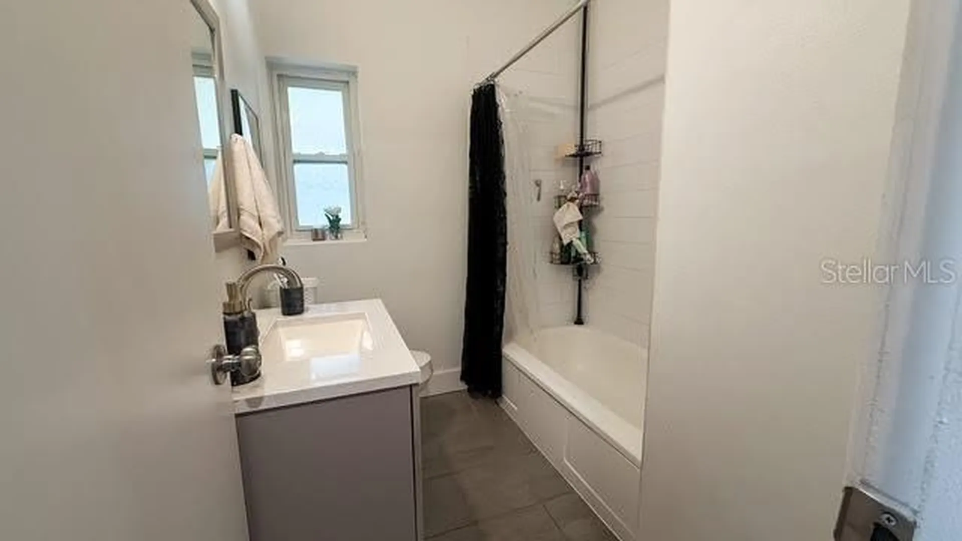 4051 Montrose Court Orlando FL 32812