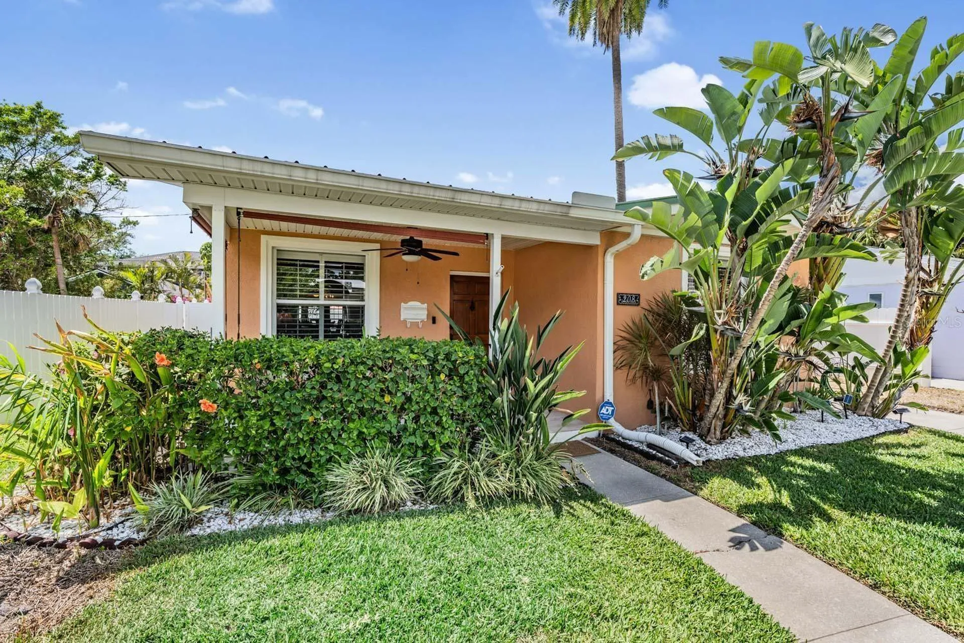 208 Como Street Tampa FL 33606