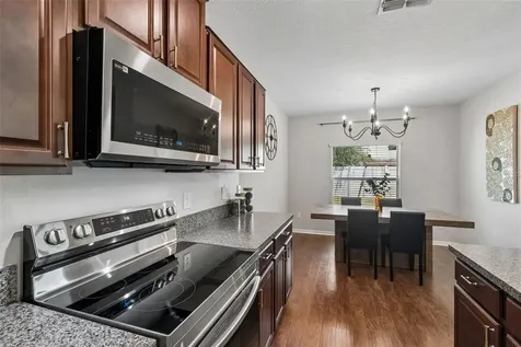 7422 French Marigold Avenue Tampa FL 33619