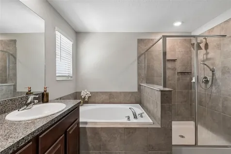 7422 French Marigold Avenue Tampa FL 33619