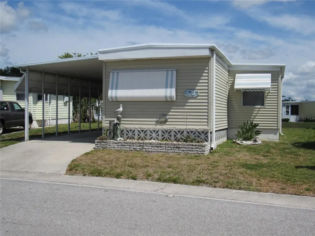 5709 Holiday Park Boulevard North Port FL 34287