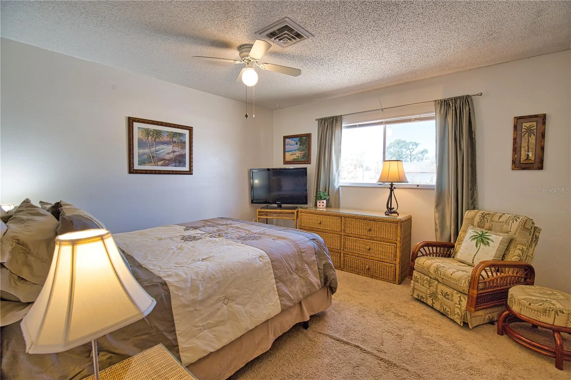 689 Michigan Avenue Englewood FL 34223