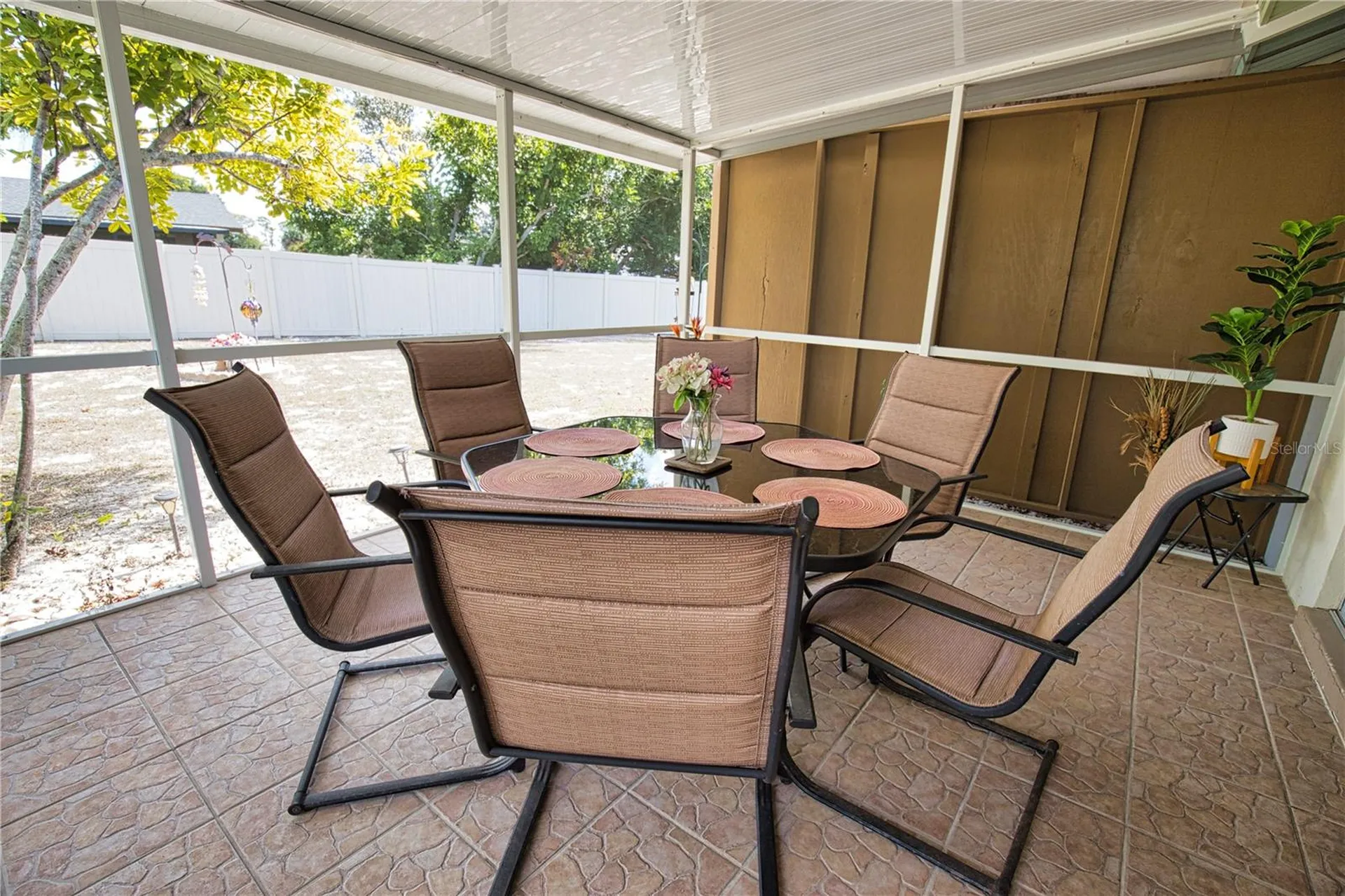689 Michigan Avenue Englewood FL 34223