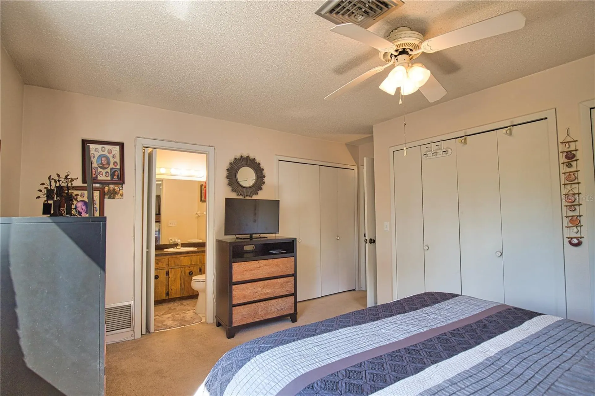 689 Michigan Avenue Englewood FL 34223