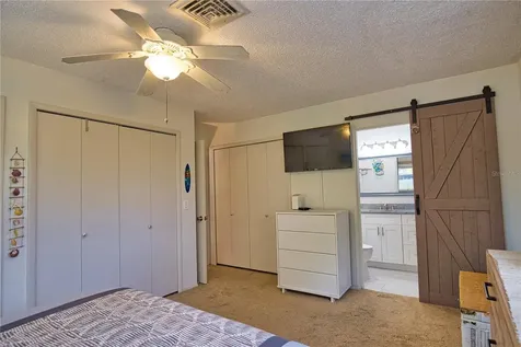 689 Michigan Avenue Englewood FL 34223
