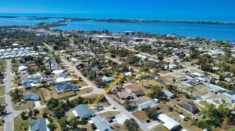 689 Michigan Avenue Englewood FL 34223