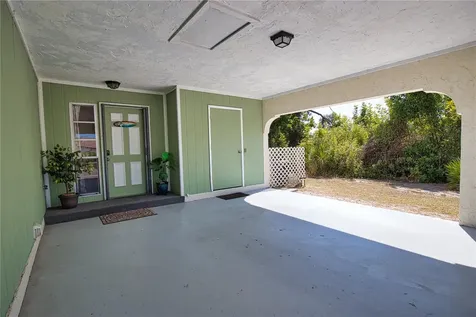 689 Michigan Avenue Englewood FL 34223