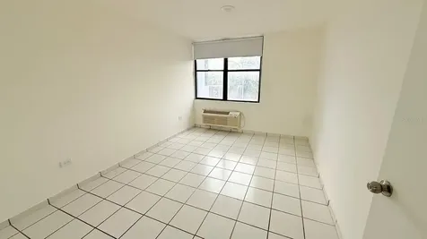 37 Isla Verde Avenue Carolina PR 00979