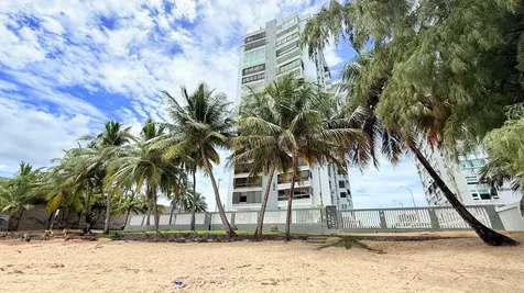 37 Isla Verde Avenue Carolina PR 00979