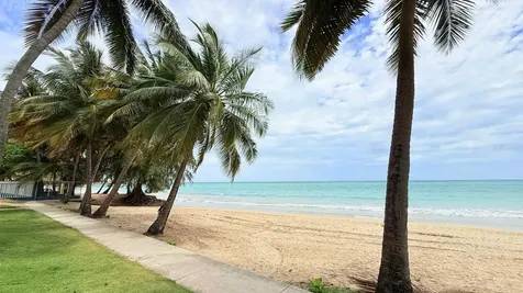 37 Isla Verde Avenue Carolina PR 00979