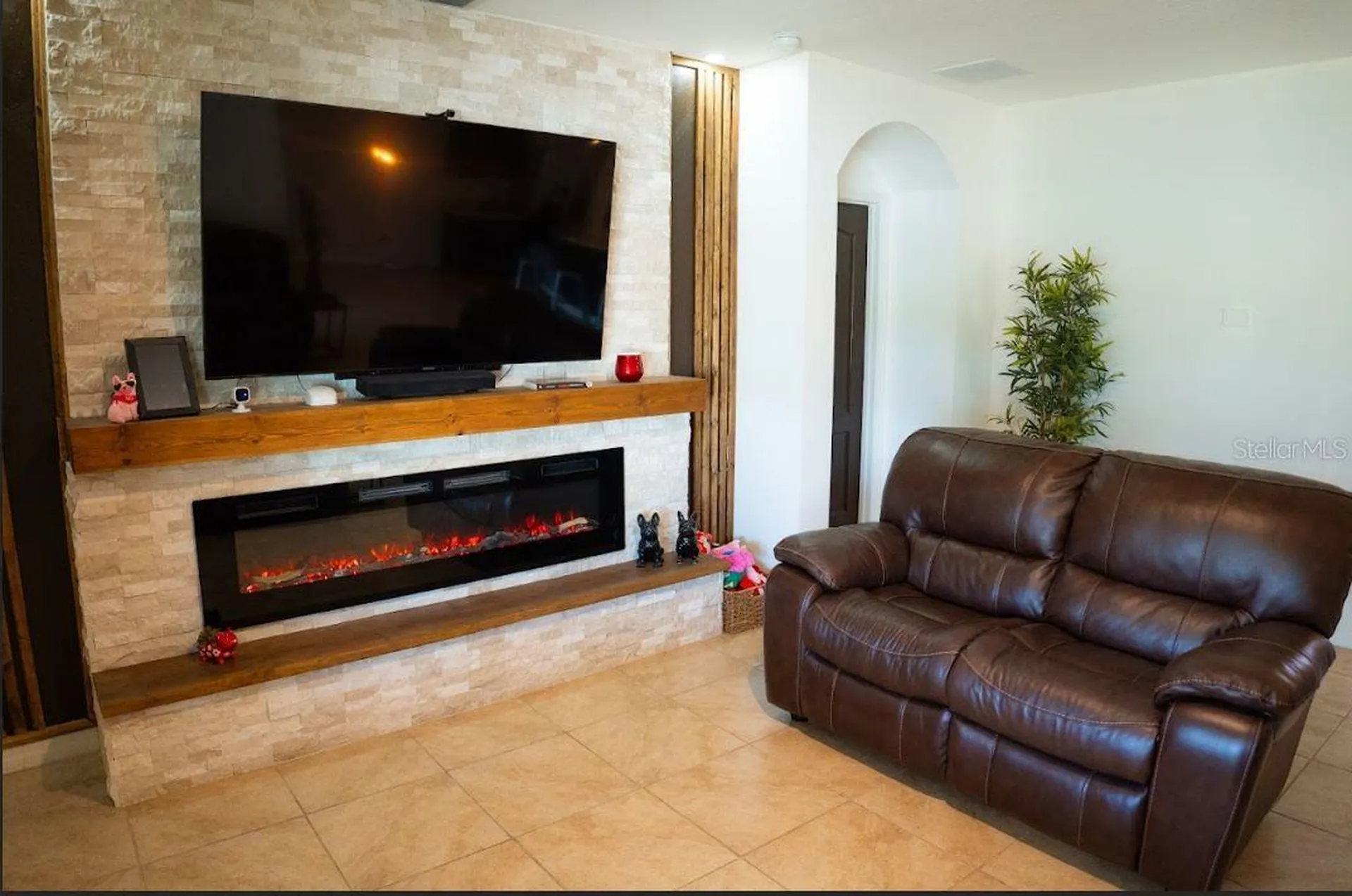 1315 Fox Squirrel Drive Davenport FL 33897