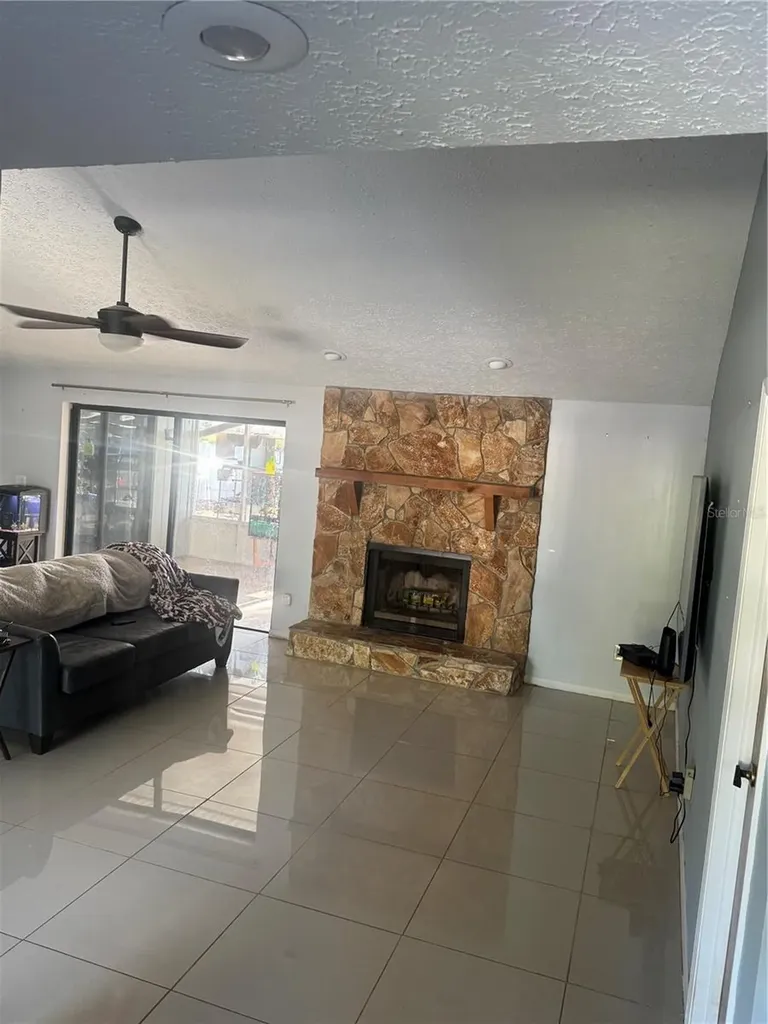 2376 Windsor Oaks Avenue Lutz FL 33549