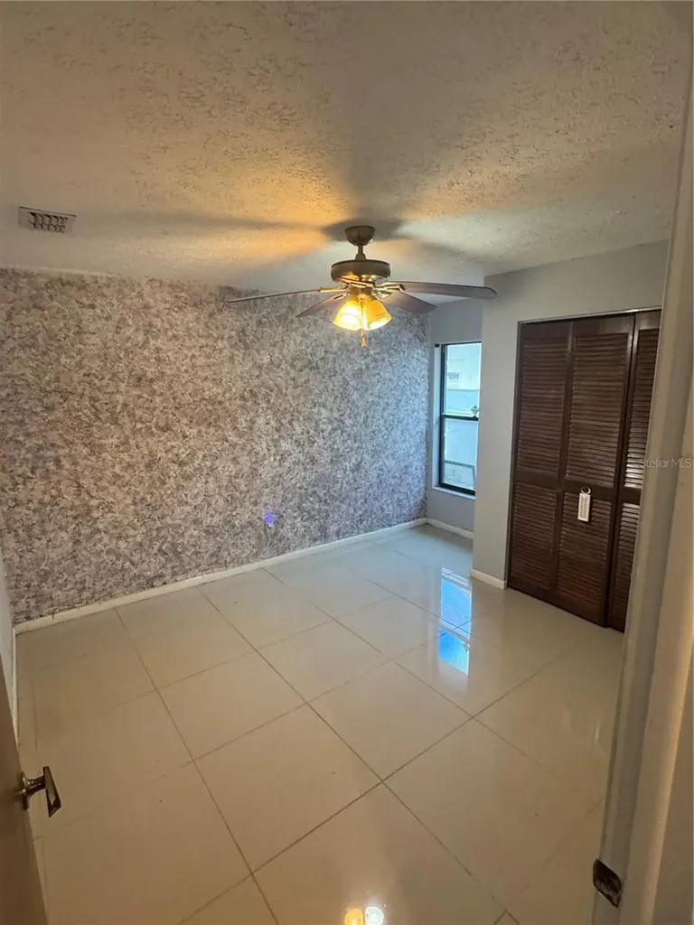 2376 Windsor Oaks Avenue Lutz FL 33549