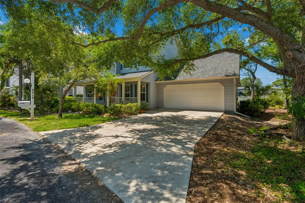 6414 23rd Avenue Drive W Bradenton FL 34209