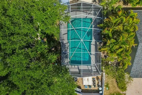 6414 23rd Ave Dr W Bradenton FL 34209