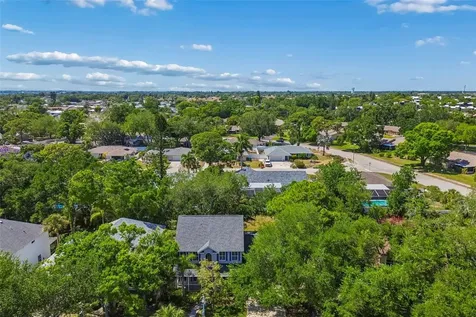 6414 23rd Ave Dr W Bradenton FL 34209