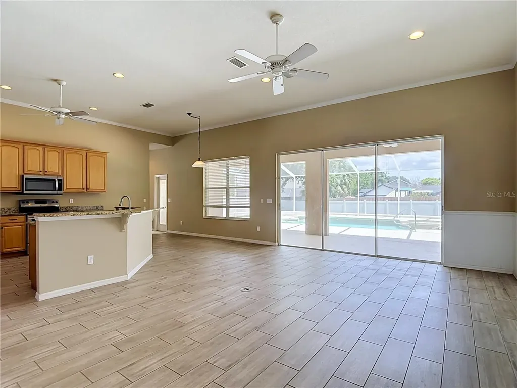2866 Duncan Tree Circle Valrico FL 33594
