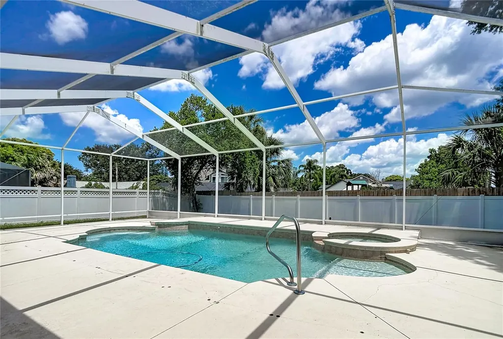 2866 Duncan Tree Circle Valrico FL 33594